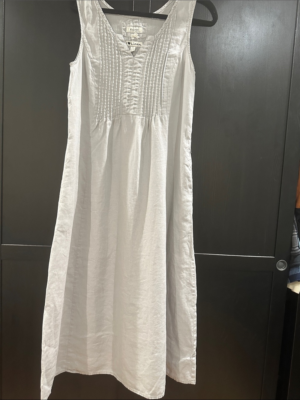 Malvin
Linen Pintuck Sleeveless Dress - White